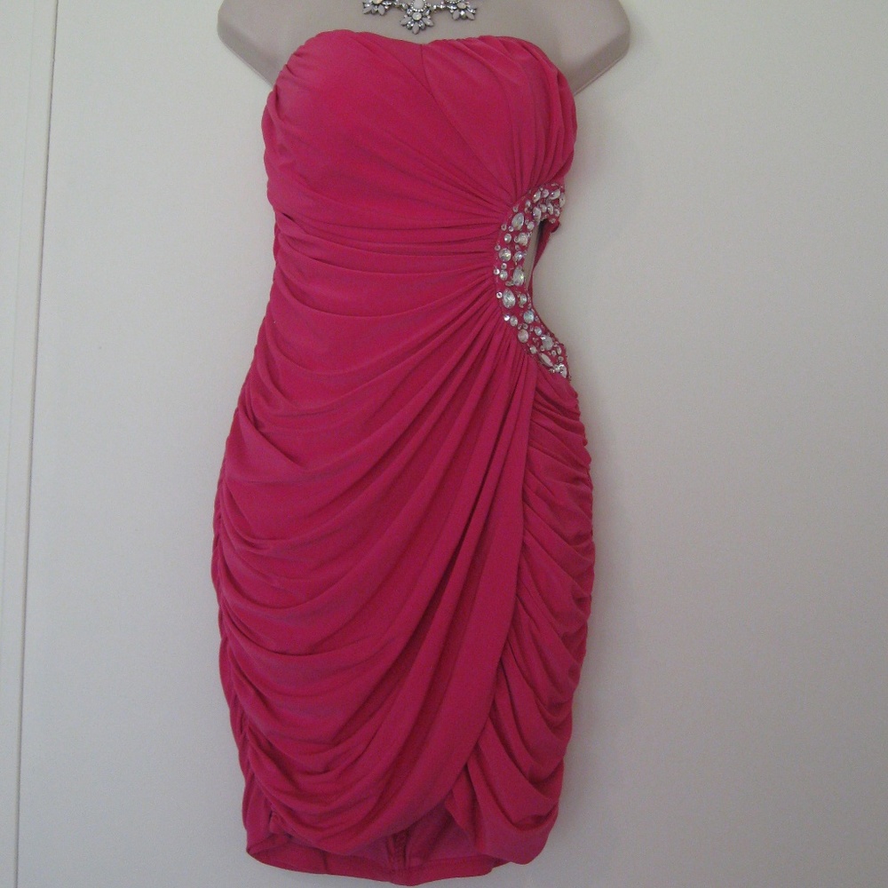 GORGEOUS PINK PROM  DRESS *LIKE NEW* - Picture 3 of 7